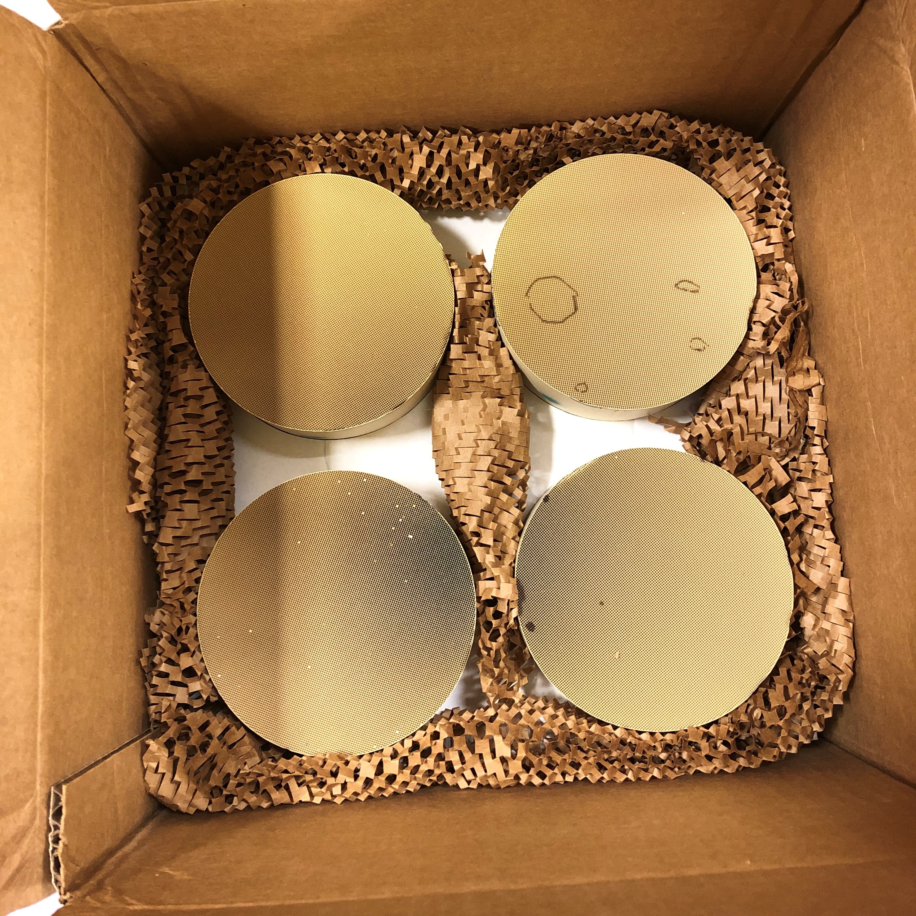 A top-down view of the package featuring the Ranpak Geami paper.